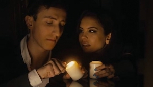 Myślała że zapalił świeczki żeby było romantycznie. Prawda mocno cię rozbawi