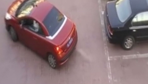 Facet chciał zająć jej miejsce parkingowe, jednak to co zrobiła ta kobieta jest 
