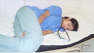 Potajemnie sfotografował lekarza śpiącego na swojej zmianie. Tego, co się stało 