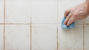 Twoją największą zmorą jest czyszczenie kabiny prysznicowej? Dzięki temu pomysło