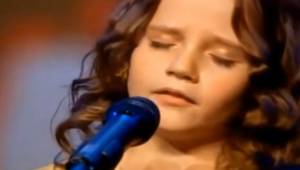 Ma 9 lat, lecz gdy zaczęła śpiewać jurorzy nie wiedzieli jak okazać szacunek