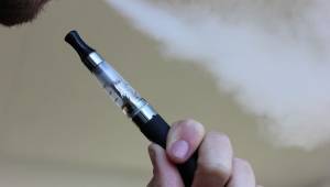 Pierwszy przypadek śmierci po użyciu e-papierosów. W USA prowadzone jest śledztw